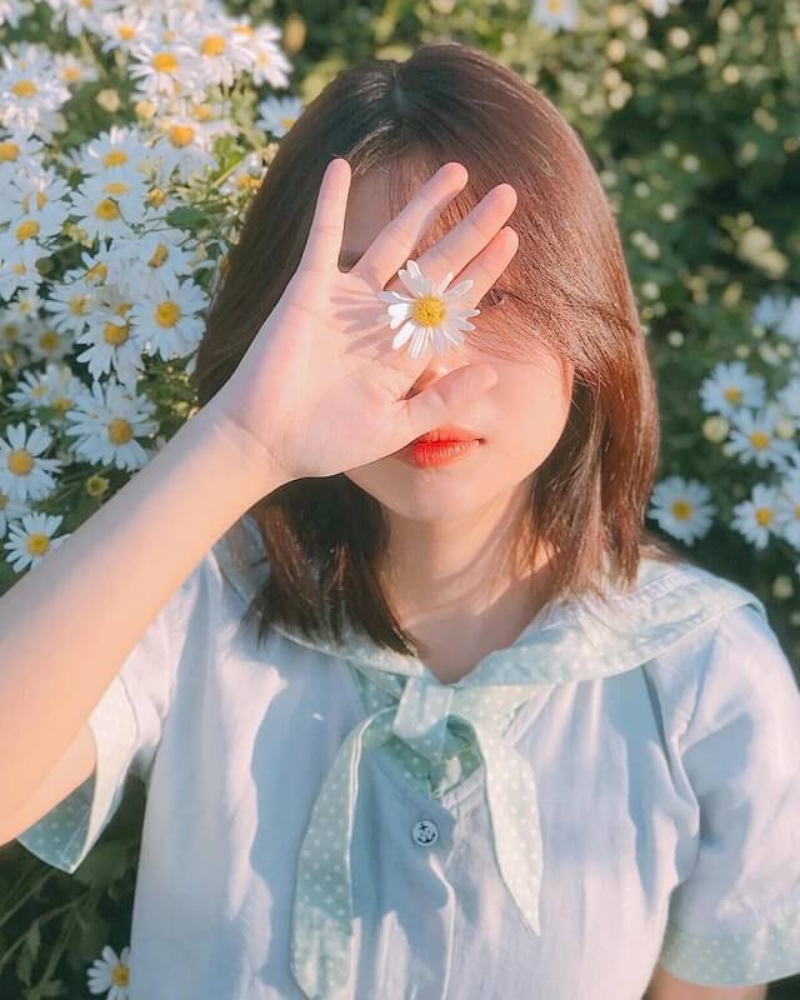 ảnh gái xinh che mặt
