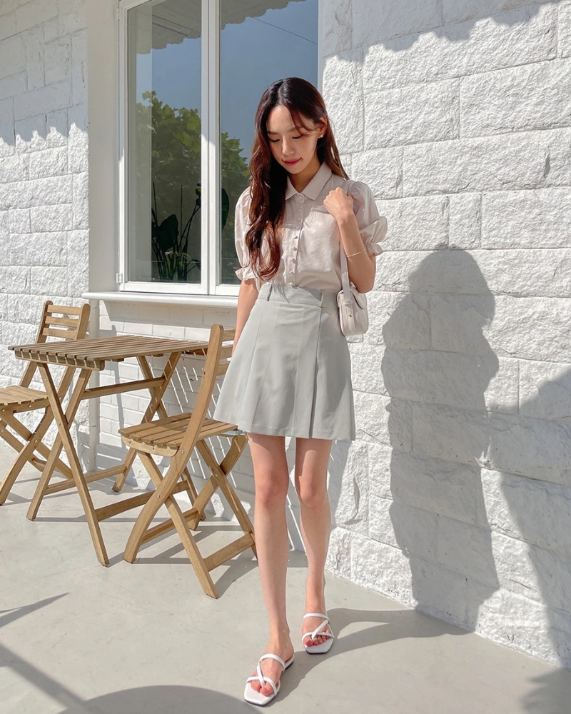 Ảnh gái xinh mặc váy ngắn