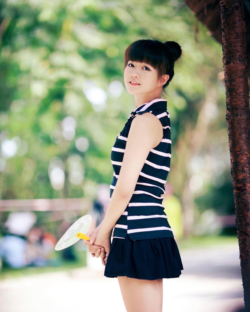 Ảnh gái xinh mặc váy ngắn