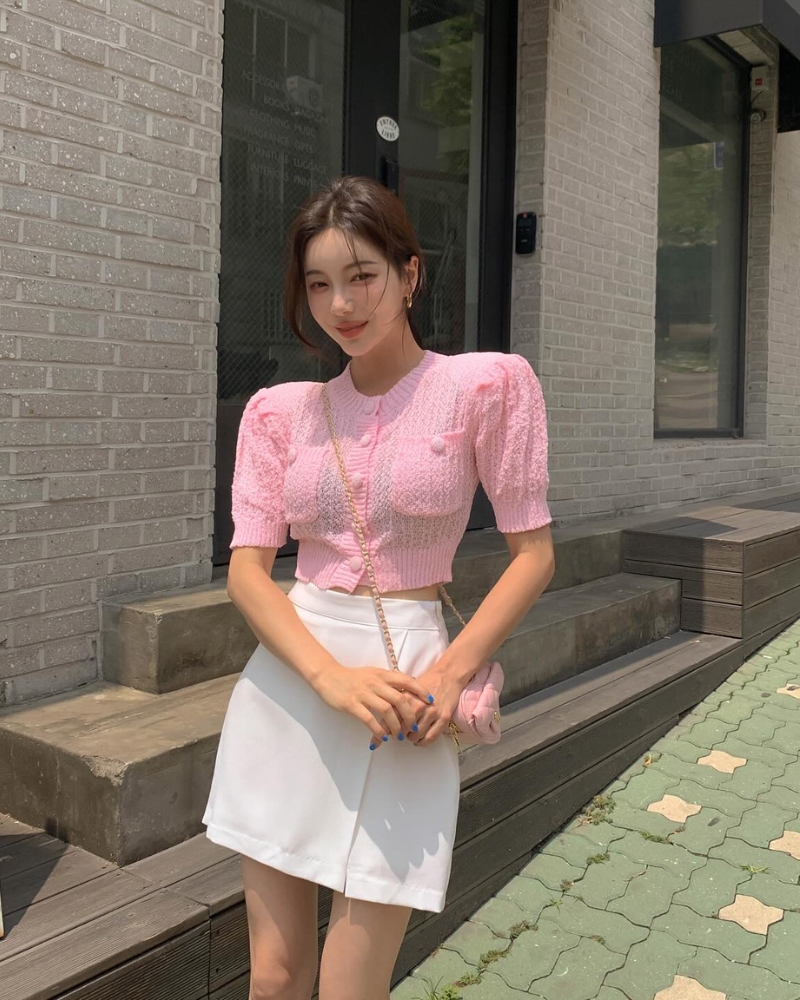 Ảnh gái xinh mặc váy ngắn